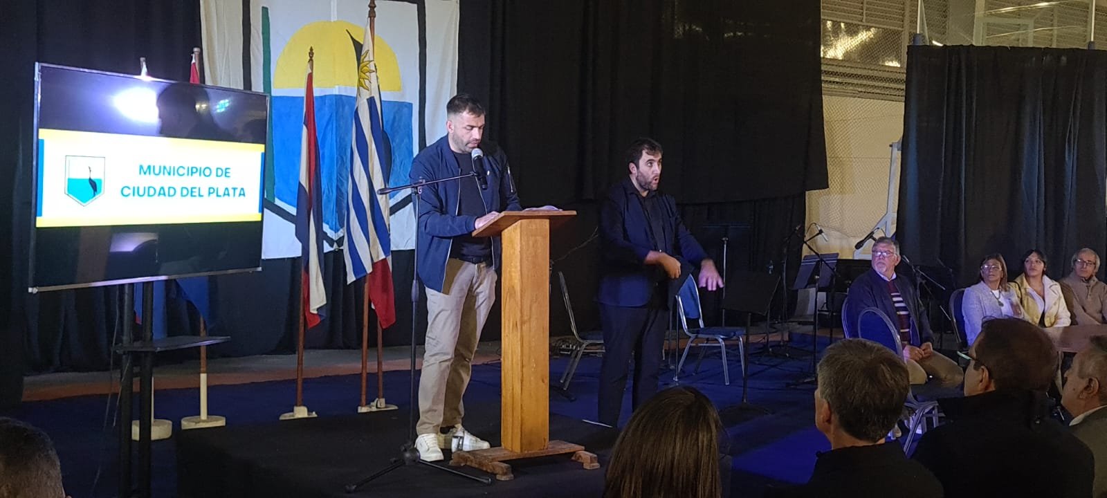 Richard Mariani asumió