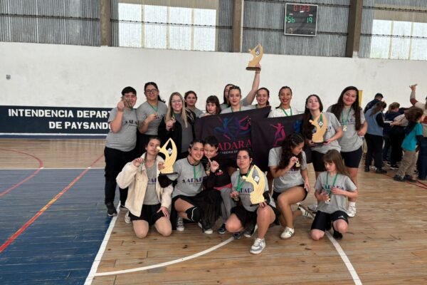 ADARA Academia de Danzas brilló en Paysandú ADARA Academia de Danzas