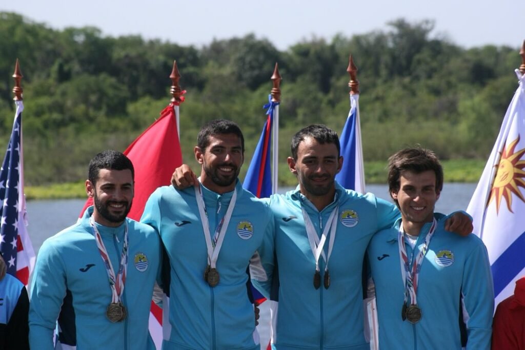 Medalla de oro para Santi en k4