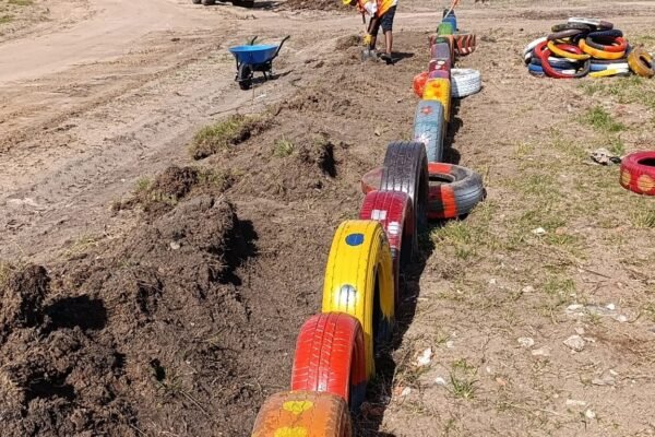 Municipio realiza obra de reacondicionamiento del canal de Delta el Tigre