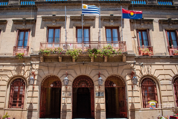 Horarios y servicios